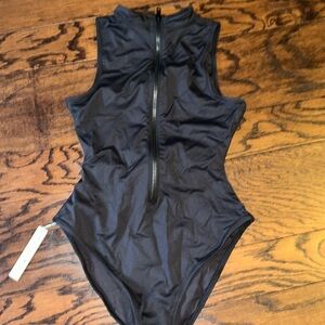 NWT one piece SKIMS suit